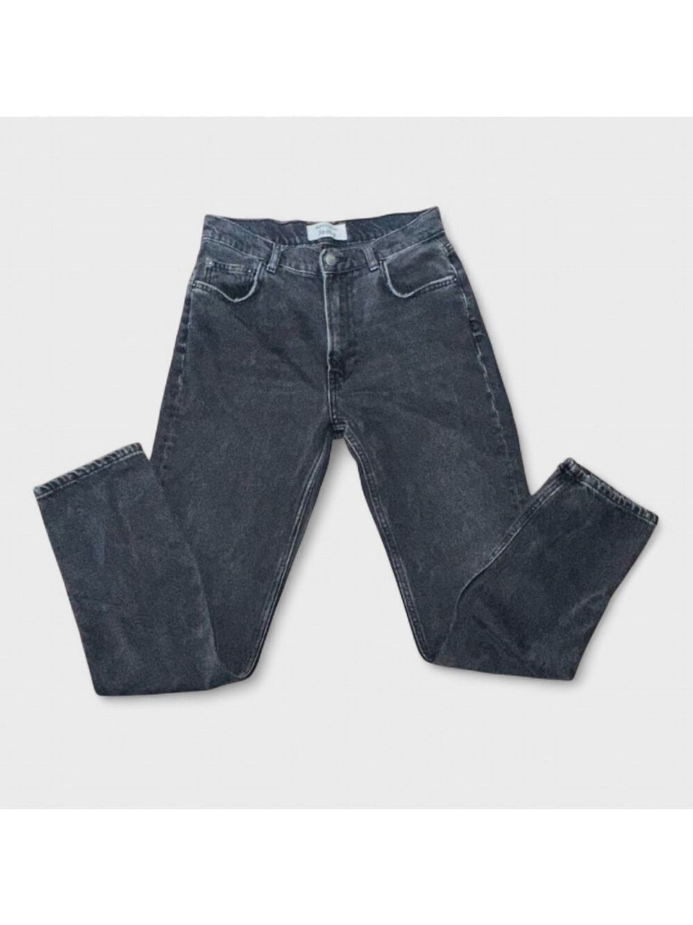 Reformation-black distressed jeans straight leg size 26 - Picture 3 of 12